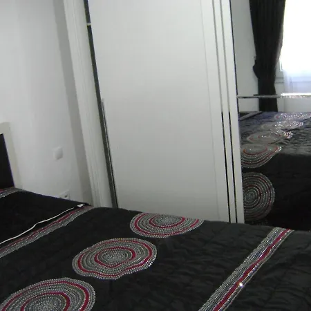 Apartamento Silvertone 1 Bodrum